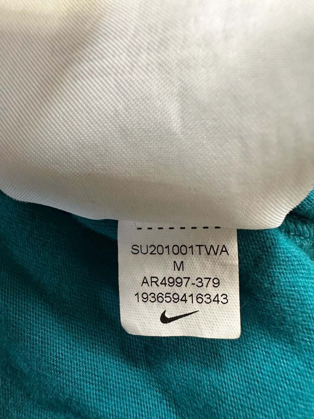 Nike Sportswear Club T-Shirt Teal Medium Embroidered The Nike Tee - Picture 7 of 8
